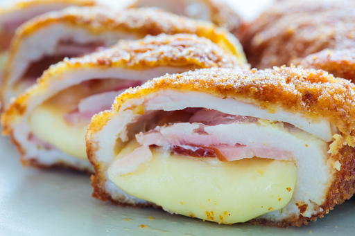 [TF-079] Kornfeind Hähnchen Cordon Bleu 230g [3 kg/Karton]